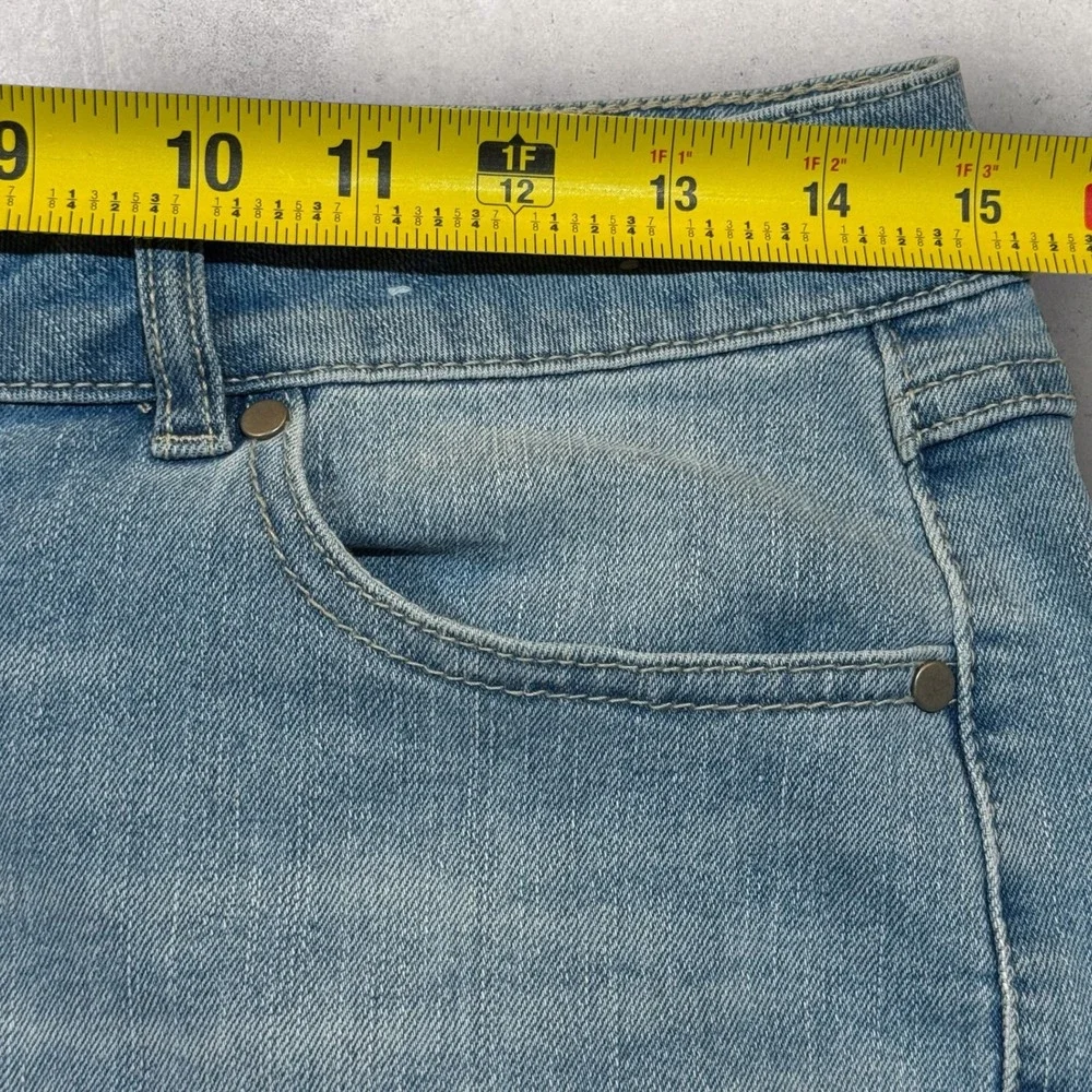 d.jeans Denim Shorts Women's 8 Blue Raw Hem Cuffed